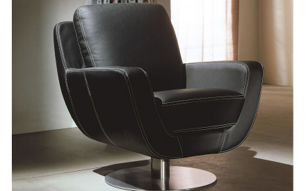 Sillón giratorio de piel JOHAN JULIOS | Sillón de piel | SofaHogar