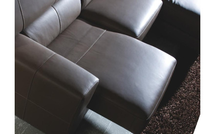 Cahiselongue de piel con asientos deslizantes DALBERT | Sofás de piel 2
