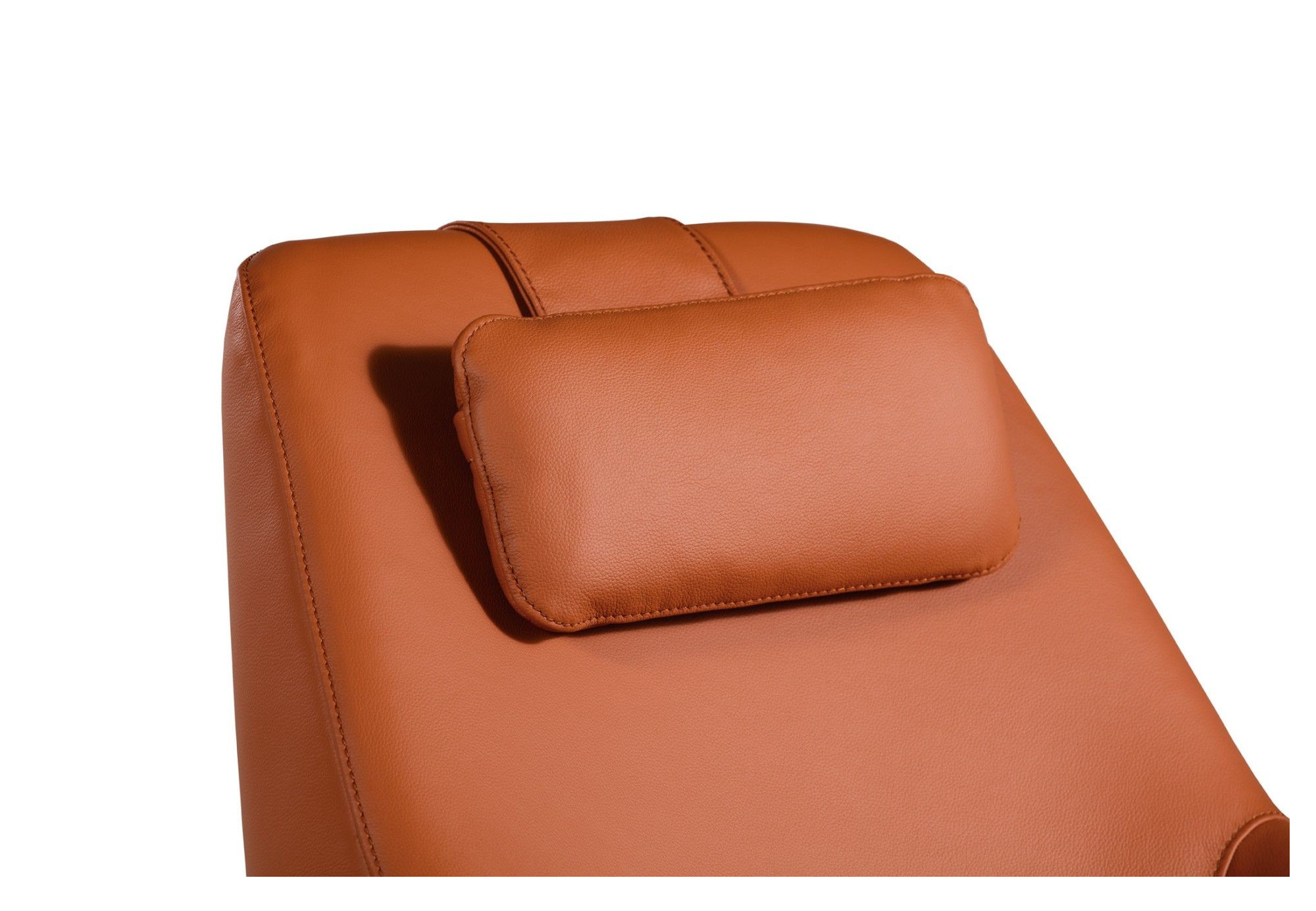 Butaca en piel natural BABIECA | Butaca de piel moderna de lujo